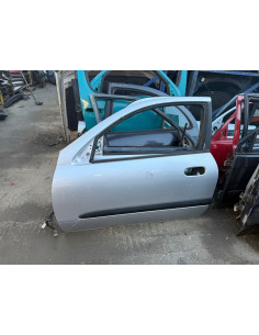porta esq nissan  almera n16 3p