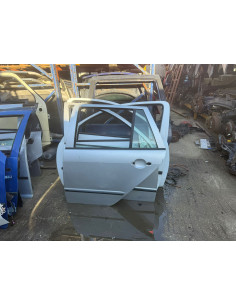 porta skoda fabia t esq 2004