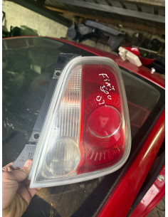 farol traseiro dt  fiat 500  2008