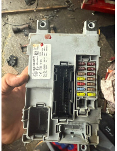caixa de fusiveis  fiat 500  2008