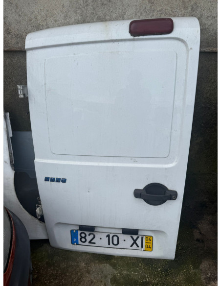tampa da mala esq  fiat doblo