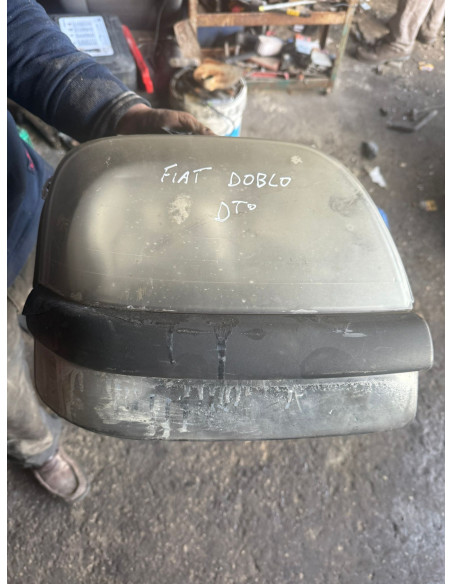 farol dt fiat doblo 2004