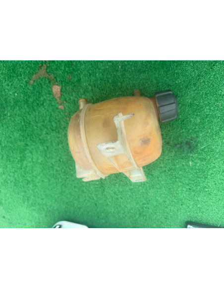 deposito de agua  renault kangoo 1.9 d
