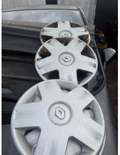 tampoes 14 renault clio 2000