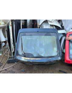 tampa da mala mazda 323 1997