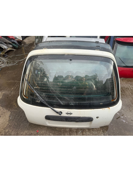 tampa da mala nissan micra k11