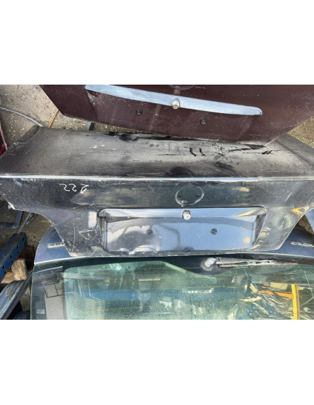 tampa da mala bmw e36