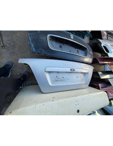 tampa da mala volvo s 40