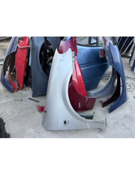 guarda lamas dt kia carnival 2003