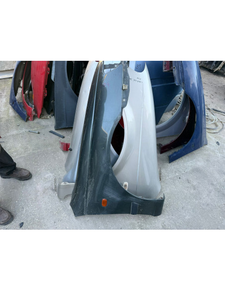 guarda lamas dt toyota carina