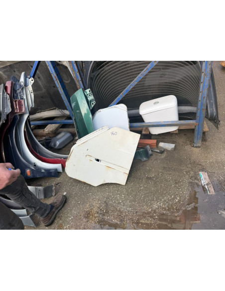 guarda lamas  esq renault trafic