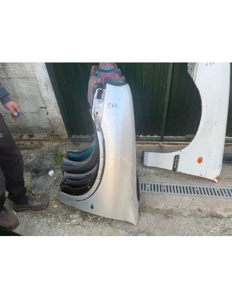 guarda lamas esq opel corsa b