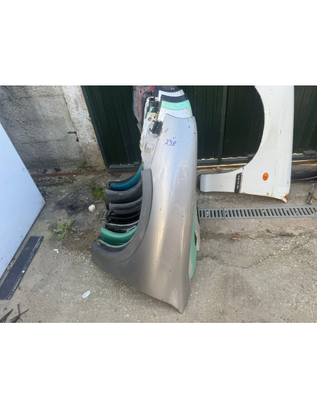 guarda lamas esq opel corsa b