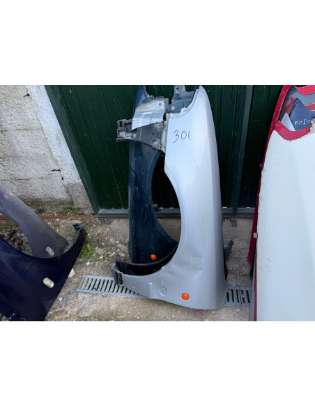 guarda lamas esq audi a4 b5